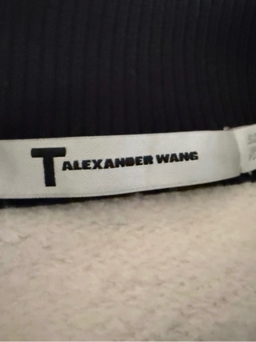 T Alexander Wang Women’s Black Zip-Front Bomber Sweater sz M🖤 - Picture 16 of 16